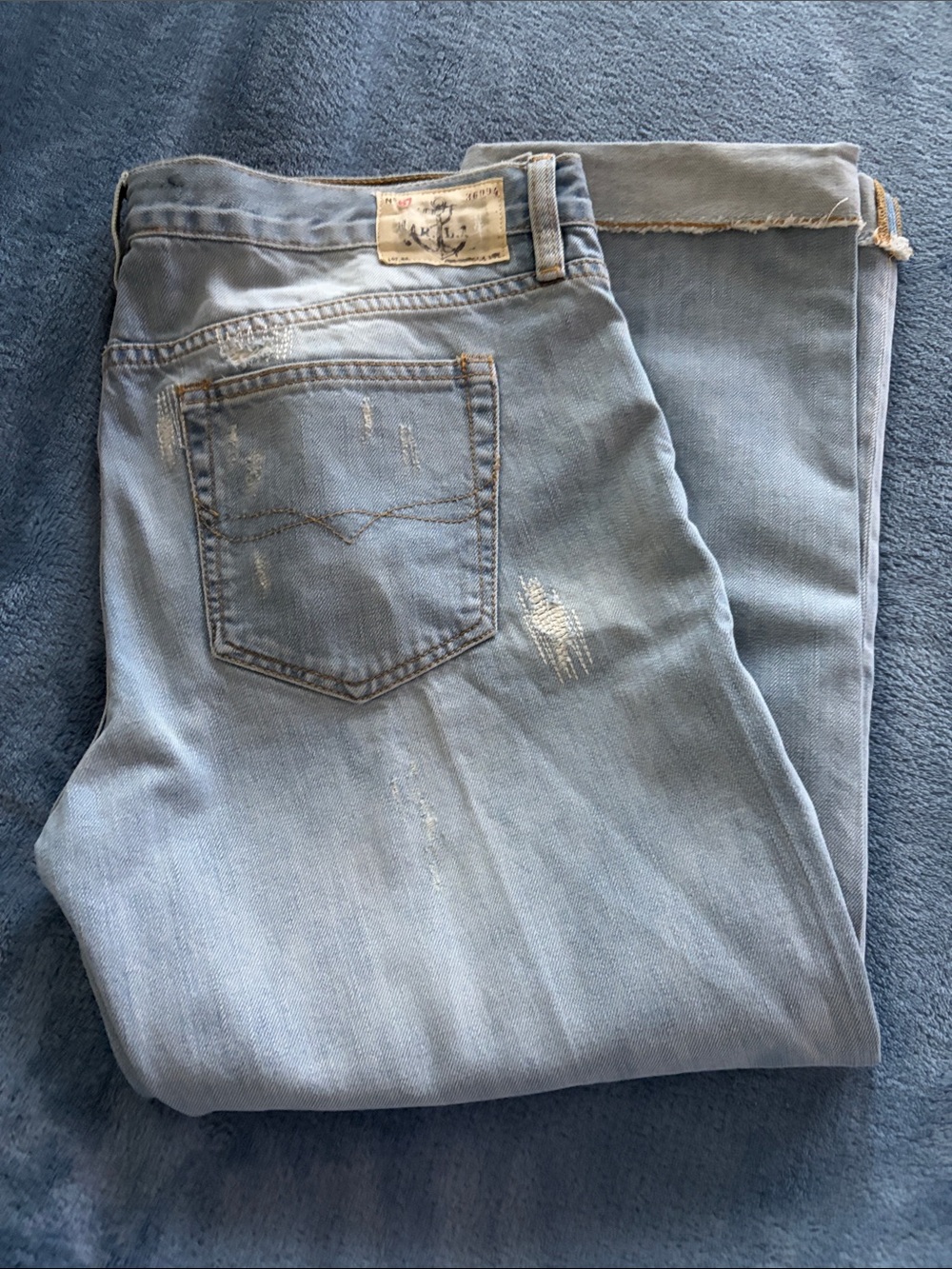 Ralph Lauren Light Wash Relaxed Women’s Jeans (cuffed / cropped)